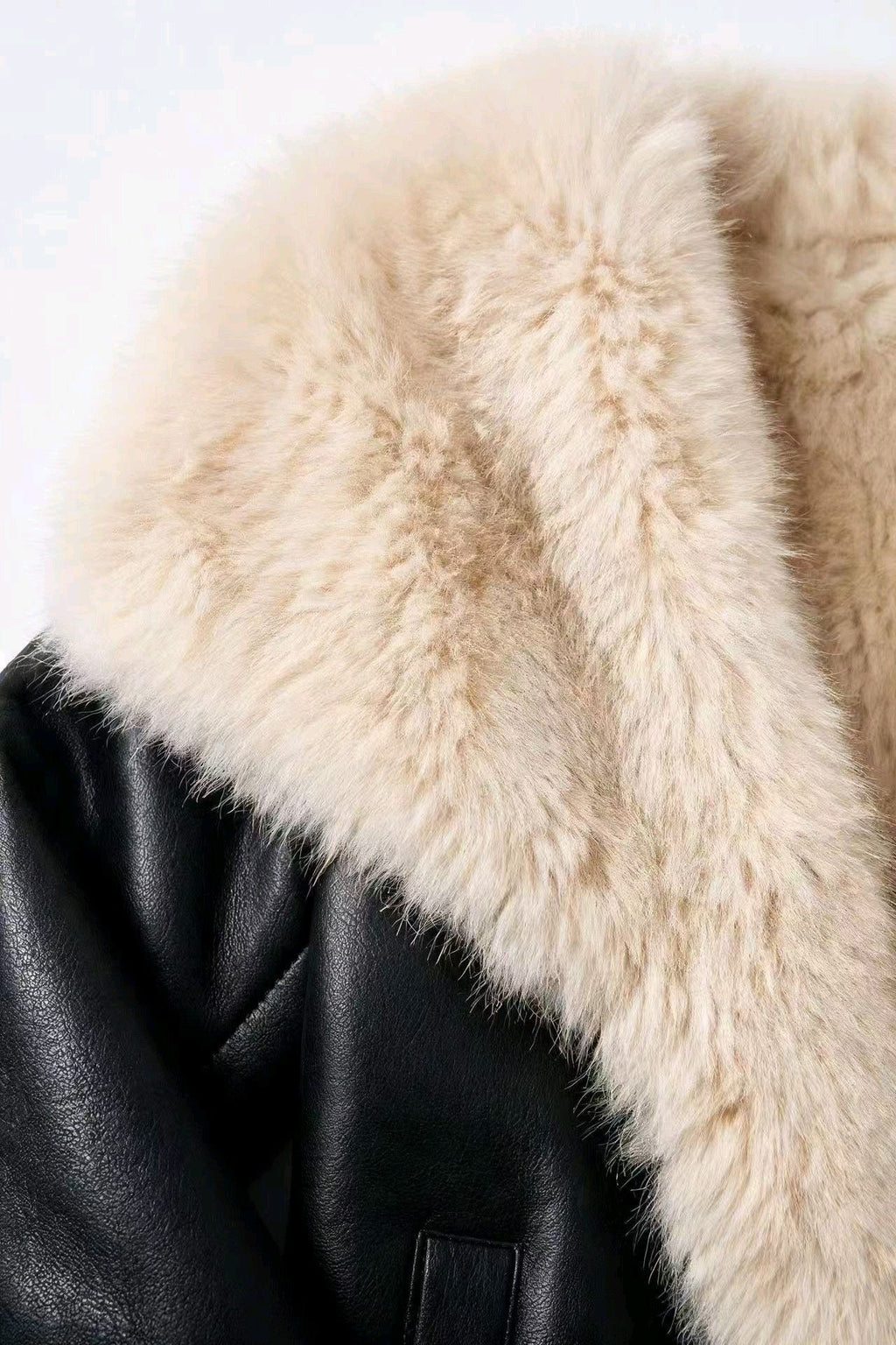 Manteau court femme en simili cuir ceinturé GALLANTRY