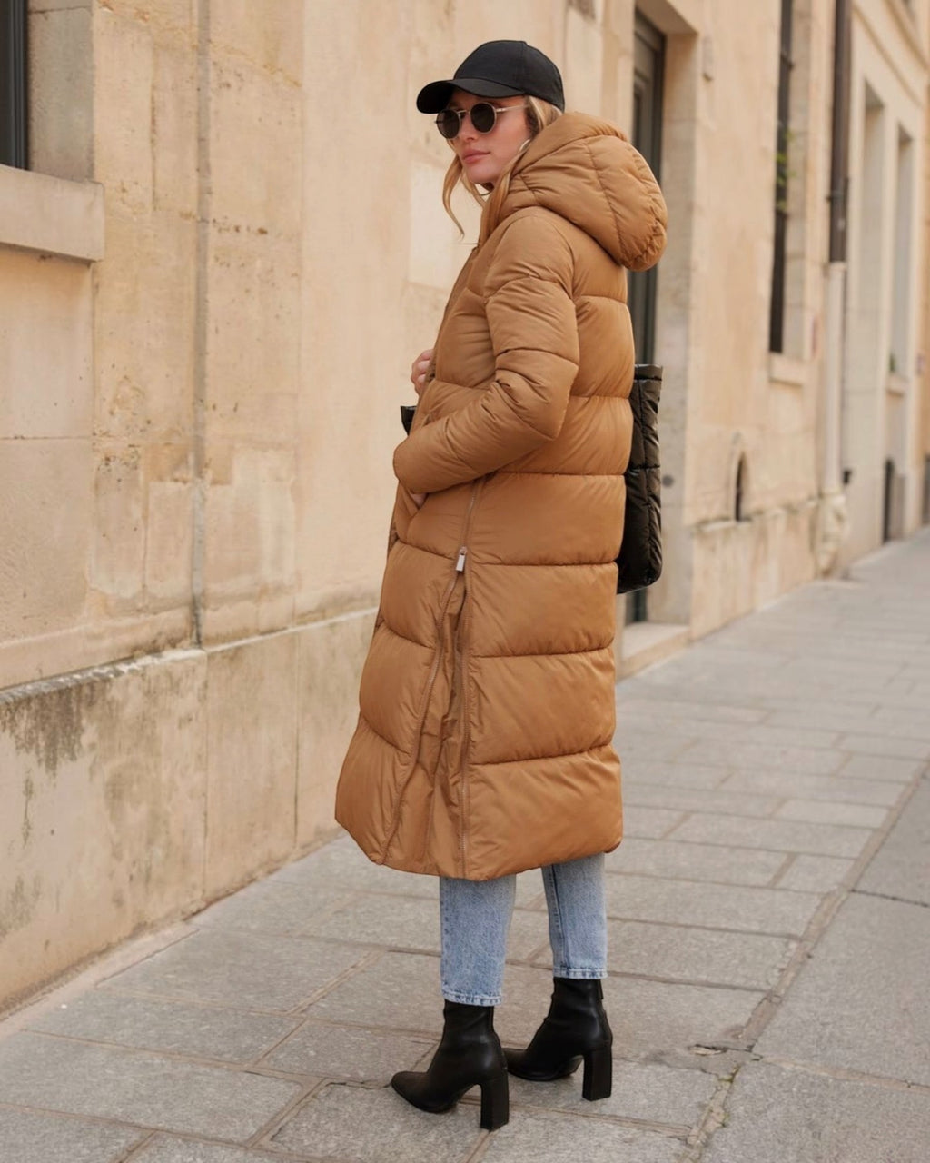 Doudoune matelassée longue avec capuche