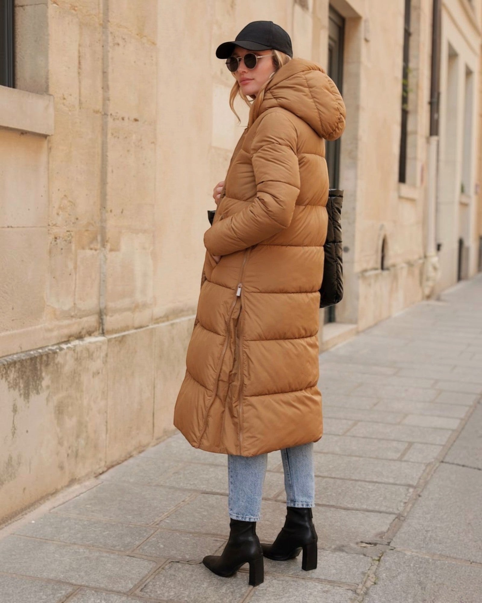 Doudoune matelassée longue avec capuche
