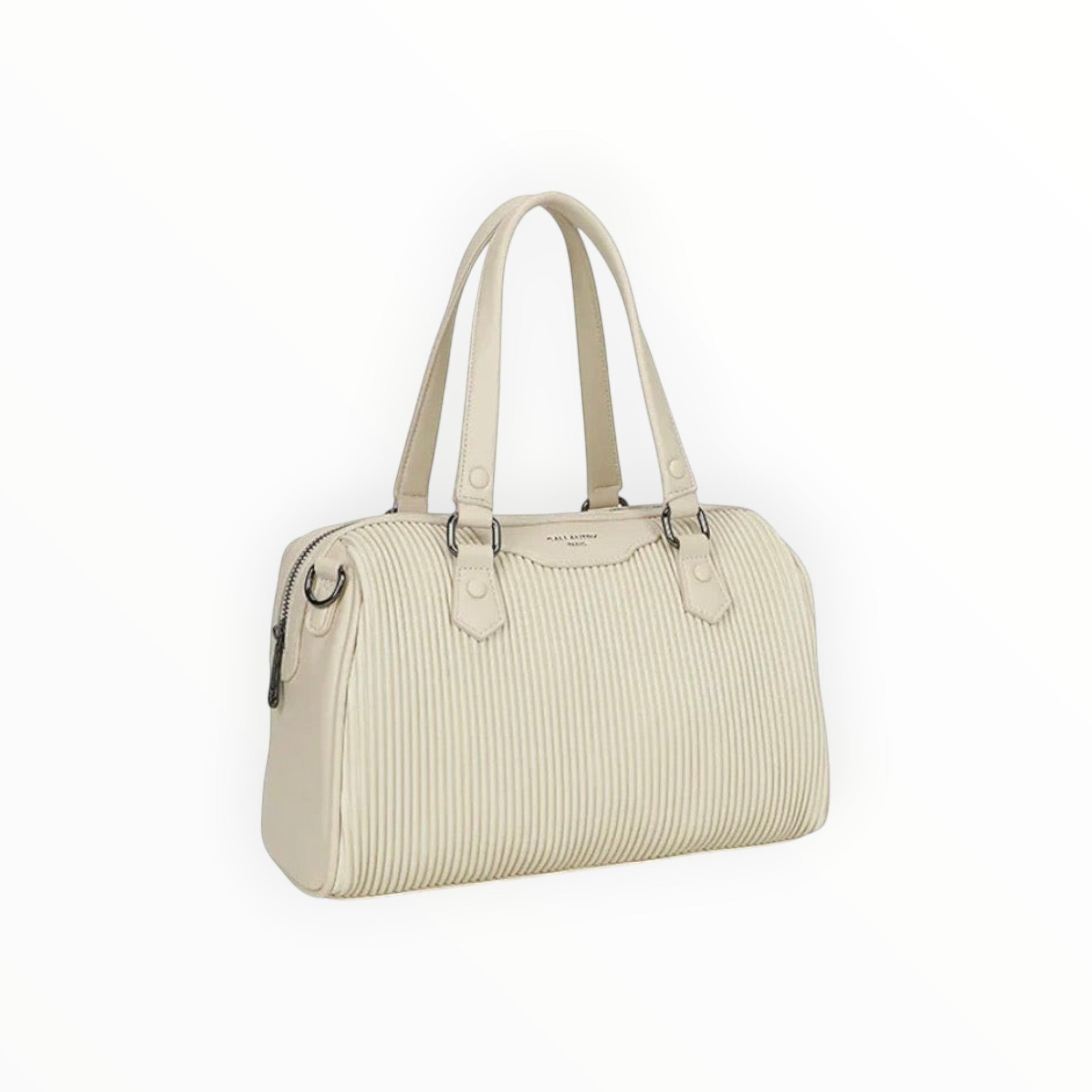 Sac Bowling GALLANTRY

Élégant et polyvalent, le Sac Bowling GALLANTRY allie style contemporain et praticité au quotidien. Sa silhouette structurée en simili cuir de qualité s'adapte aussi bien à une tenue casual qu'à un look plus habillé.