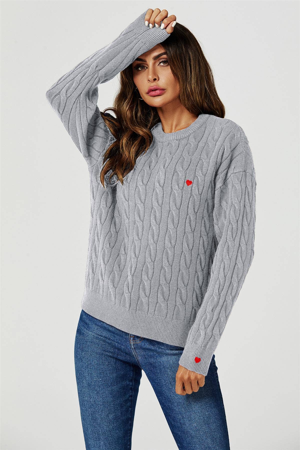 Pull en Maille Torsadée Gris avec Cœurs Rouges -  FS collection