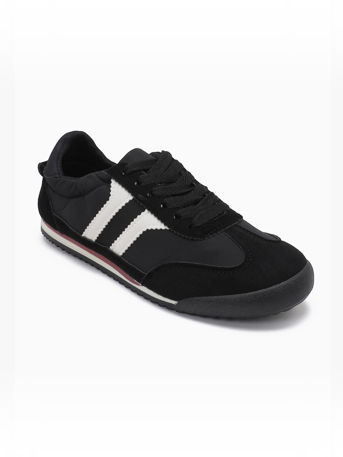 BROCK JOIA vintage style running sneakers in black with white side stripes and a comfortable low-profile sole