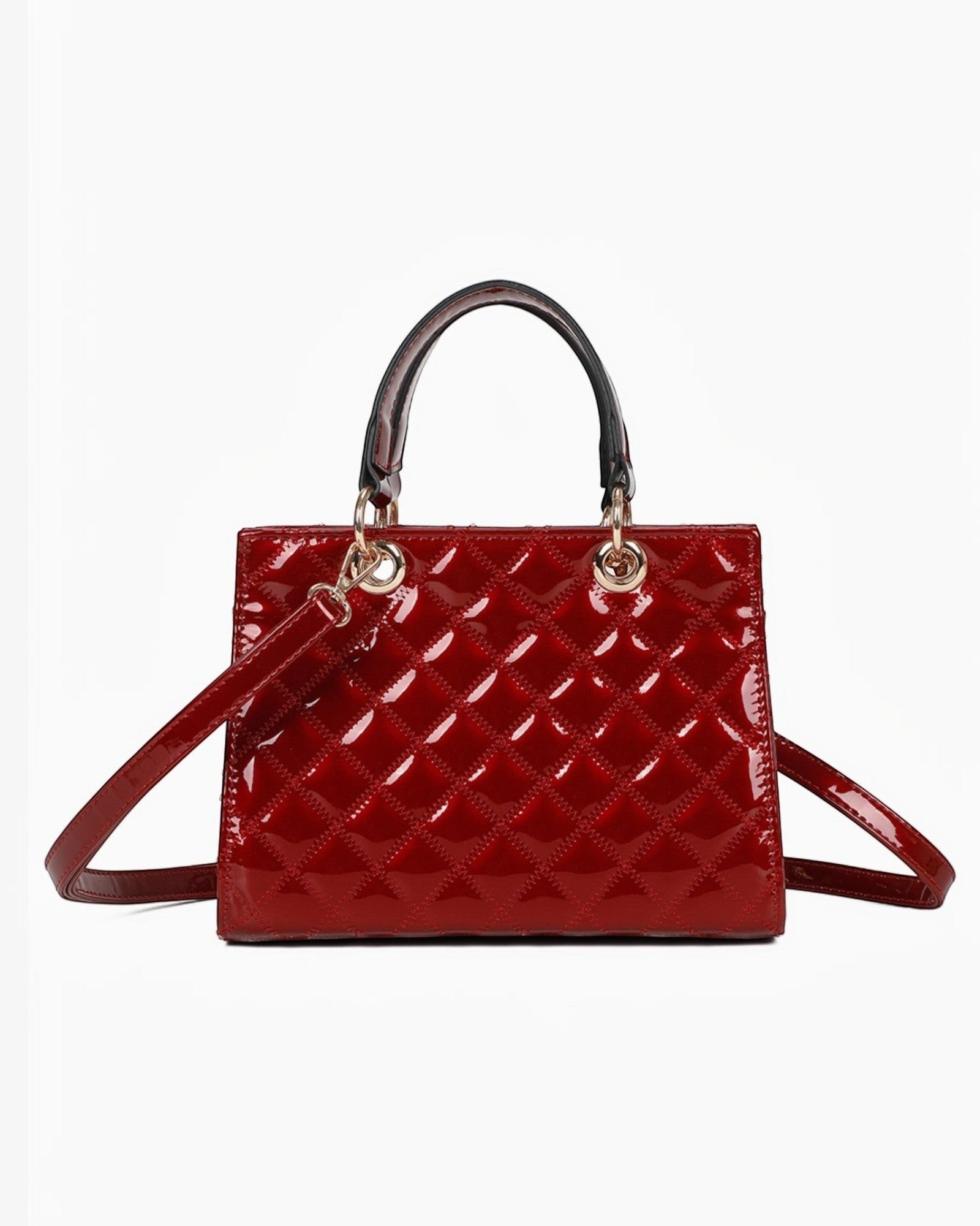 Sac à main rouge verni matelassé GALLANTRY avec pendentif logo et finitions dorées, bandoulière amovible.