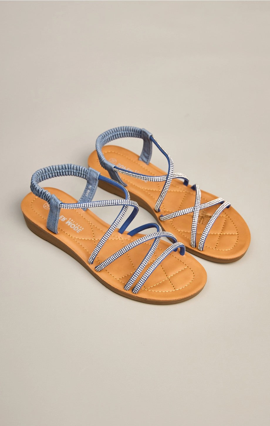 BROCK Sandales plates à lanières croisées bleues et argentées avec strass, semelle légère.