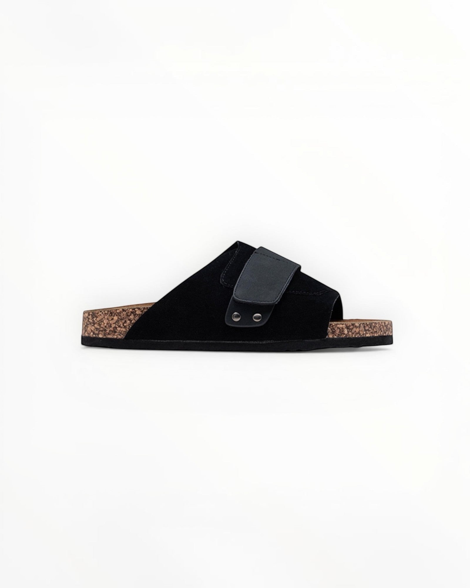 BROCK Sandales noires en suédine avec bride réglable et semelle en liège, style minimaliste.