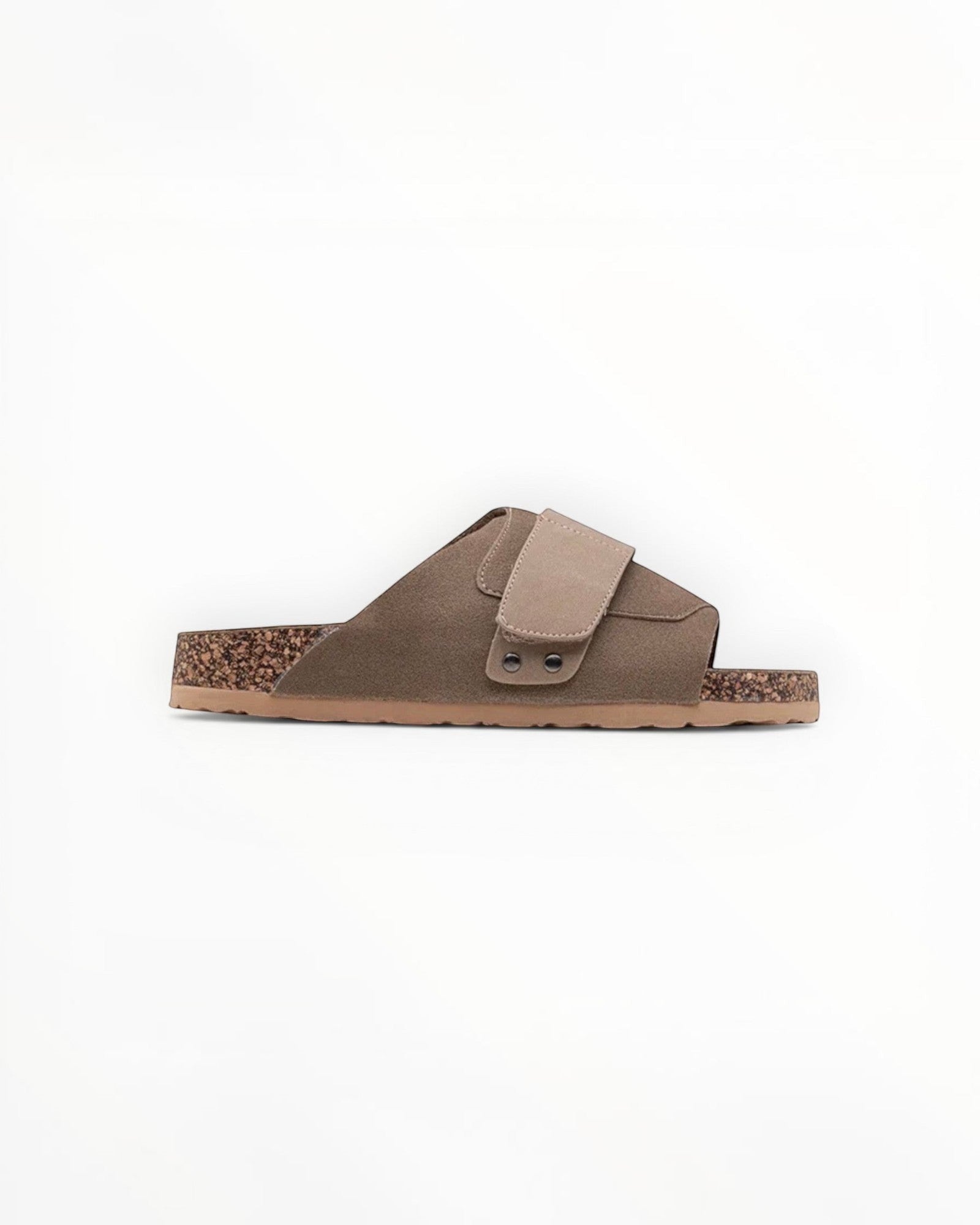 BROCK Sandales en suédine marron à bride réglable et semelle en liège, style minimaliste.