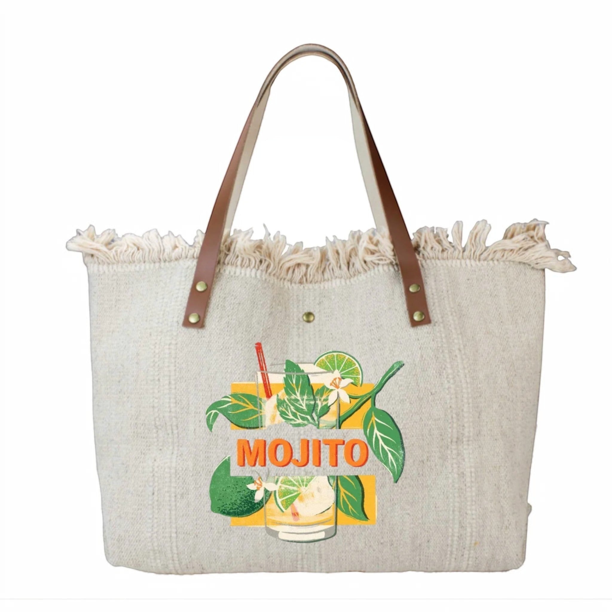 Cabas Louisa Lee en coton beige avec anses en cuir, motif cocktail Mojito et finitions à franges.
