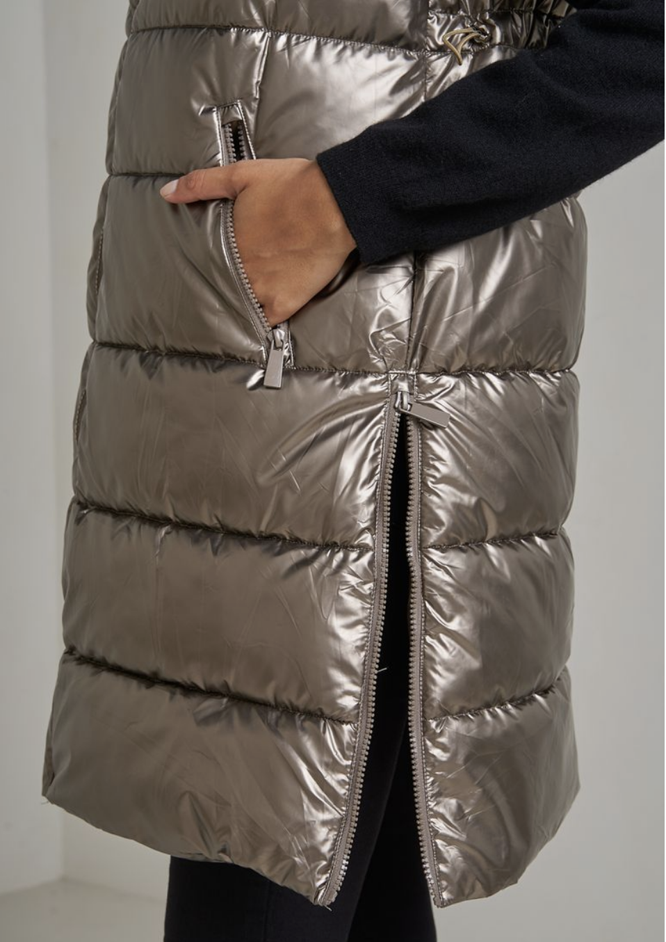 Doudoune Longue Matelassée Métallisée Sans Manches  Attrait Paris
