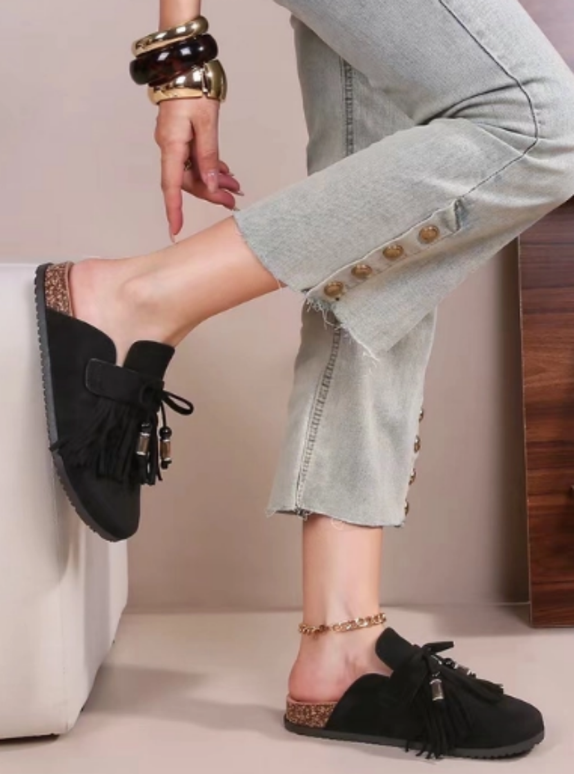 Mules Suédine Bride Franges Pompons Perlés Semelle Effet Bois – Cink-me - Chaussure Femme - Cink-me