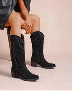 Bottines Frangées Esprit Bohème Clous Métalliques – LADY GLORY