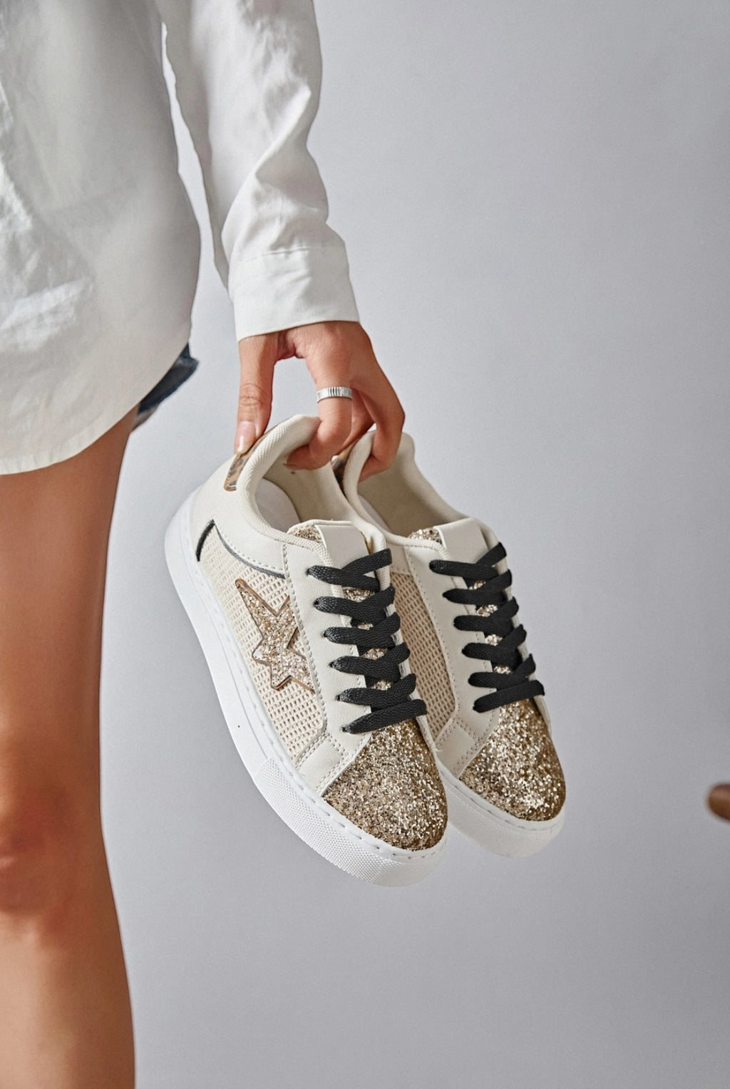 Basket Basse Lacets Étoile Texturée Cuir Synthétique Textile – ERYNN - Chaussure Femme - ERYNN