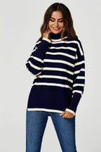 Pull à col roulé à rayures en bleu marine  FS collection