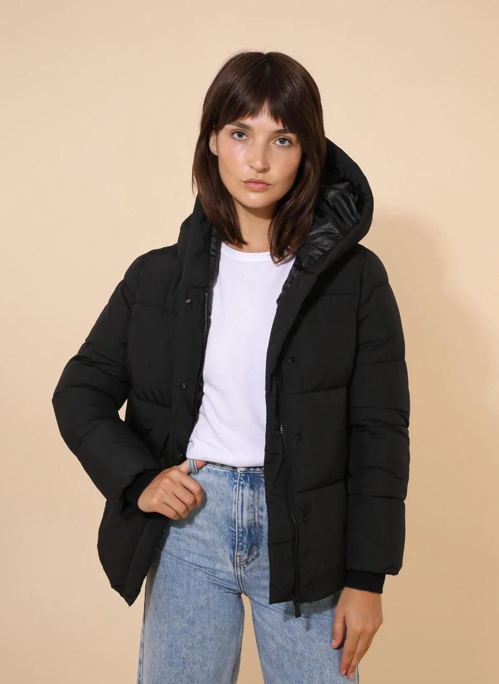 Doudoune courte capuche bord côtes Attrait Paris - Manteaux Femme - ATTRAIT PARIS