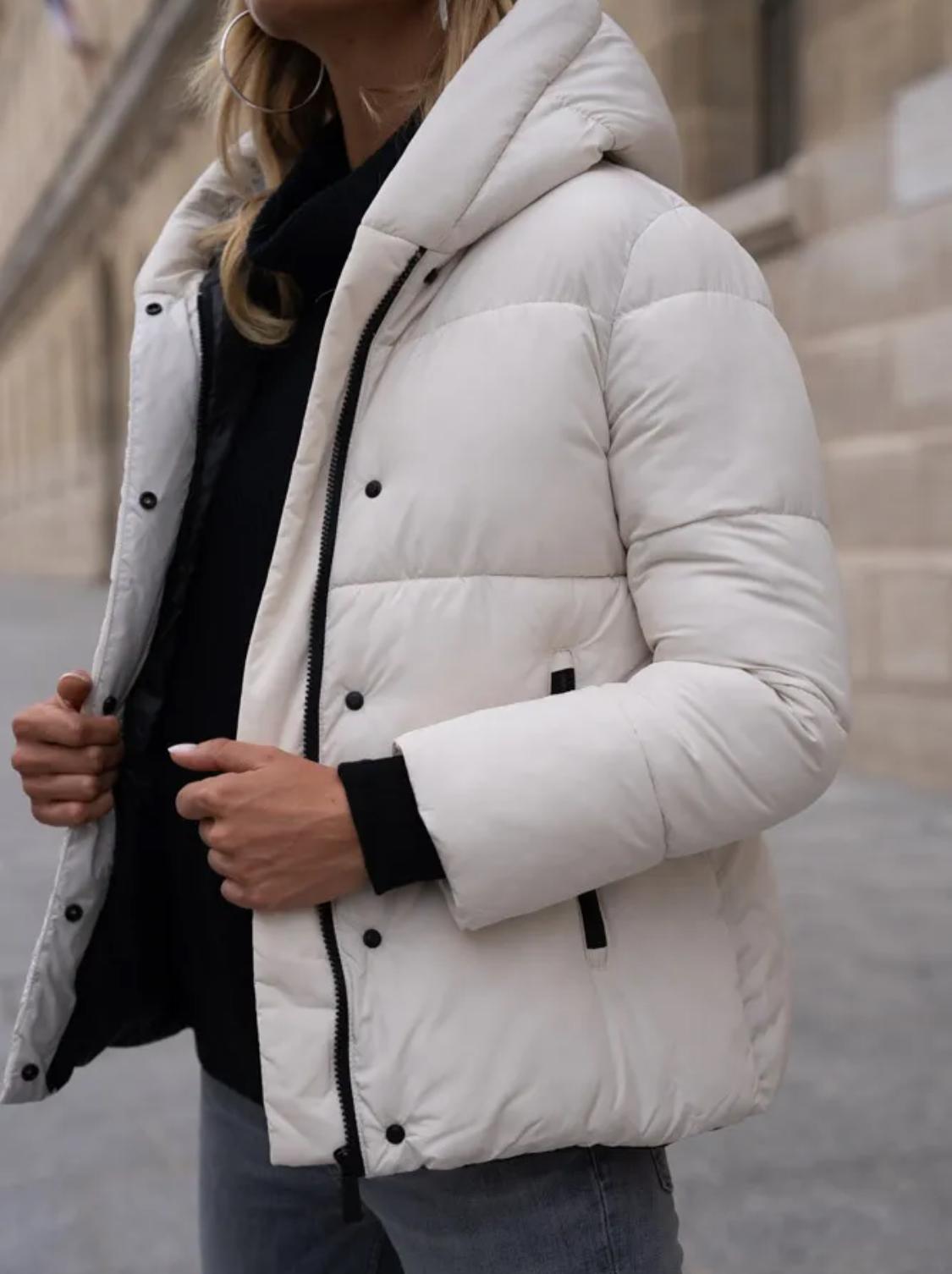 Doudoune courte capuche bord côtes Attrait Paris