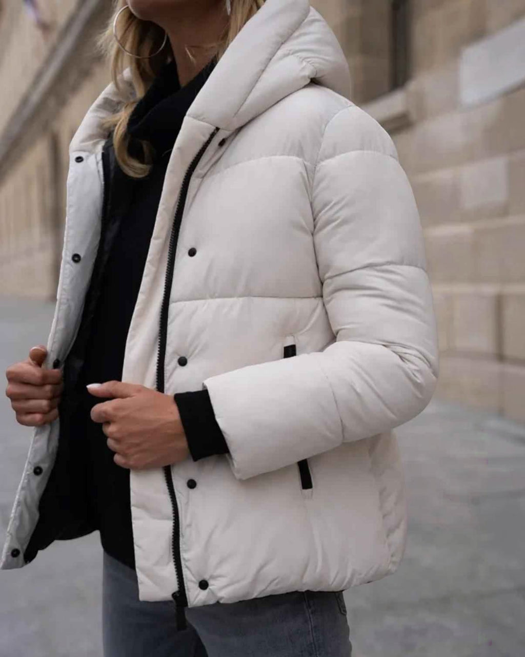 Doudoune courte capuche bord côtes Attrait Paris