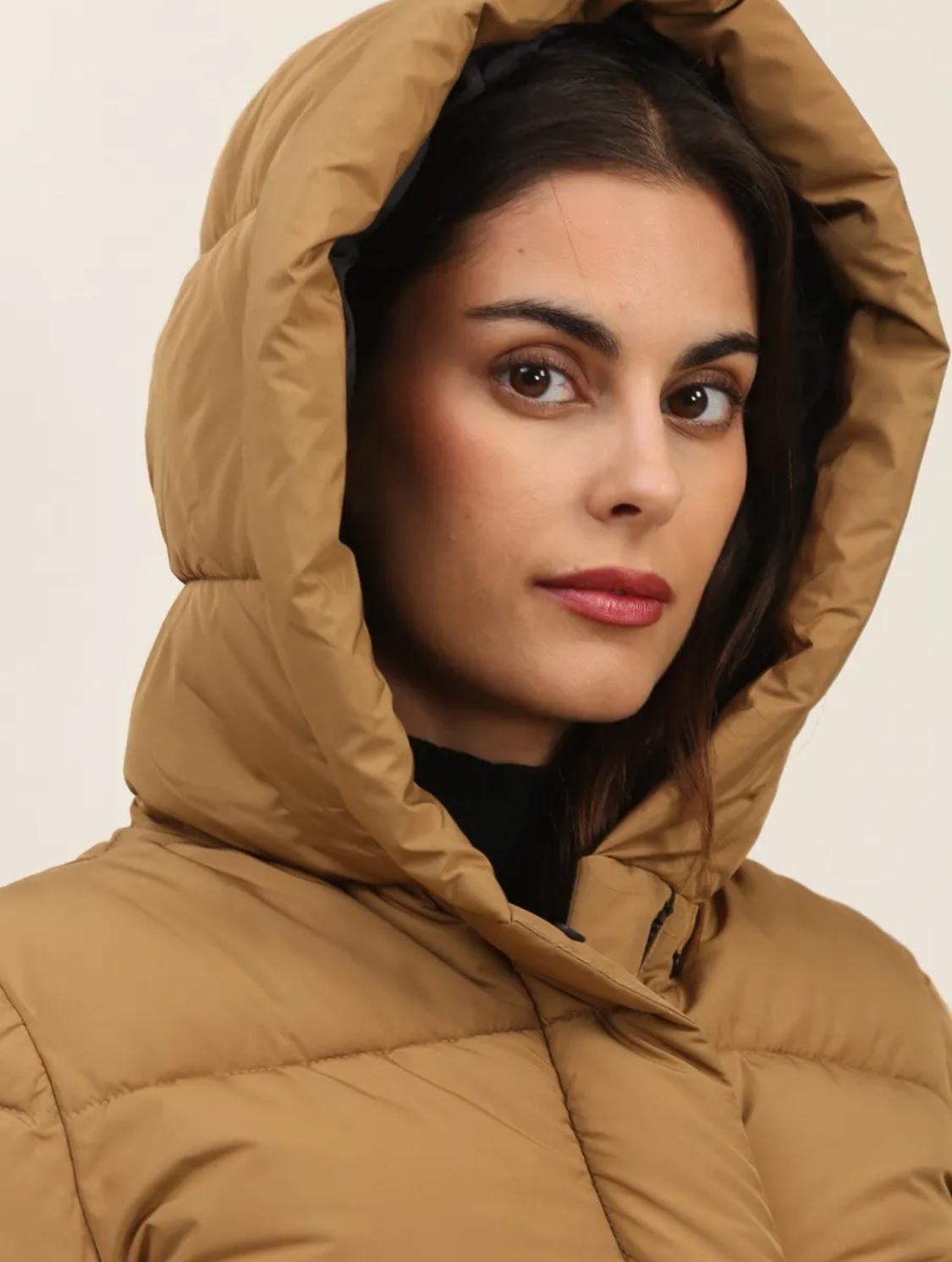 Doudoune courte capuche bord côtes Attrait Paris