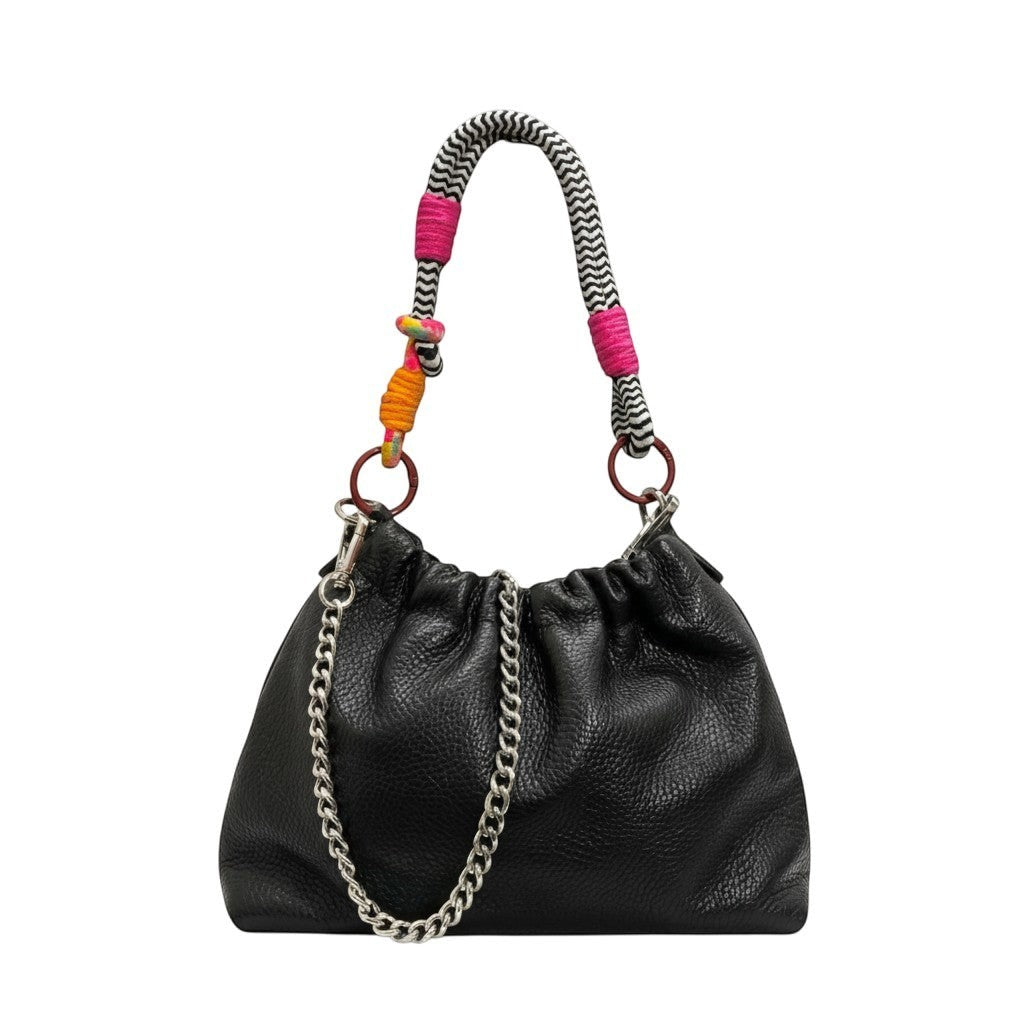 Sac à main noir en cuir grainé LOUISA LEE avec bandoulière cordage et chaîne amovible, fabrication italienne.
