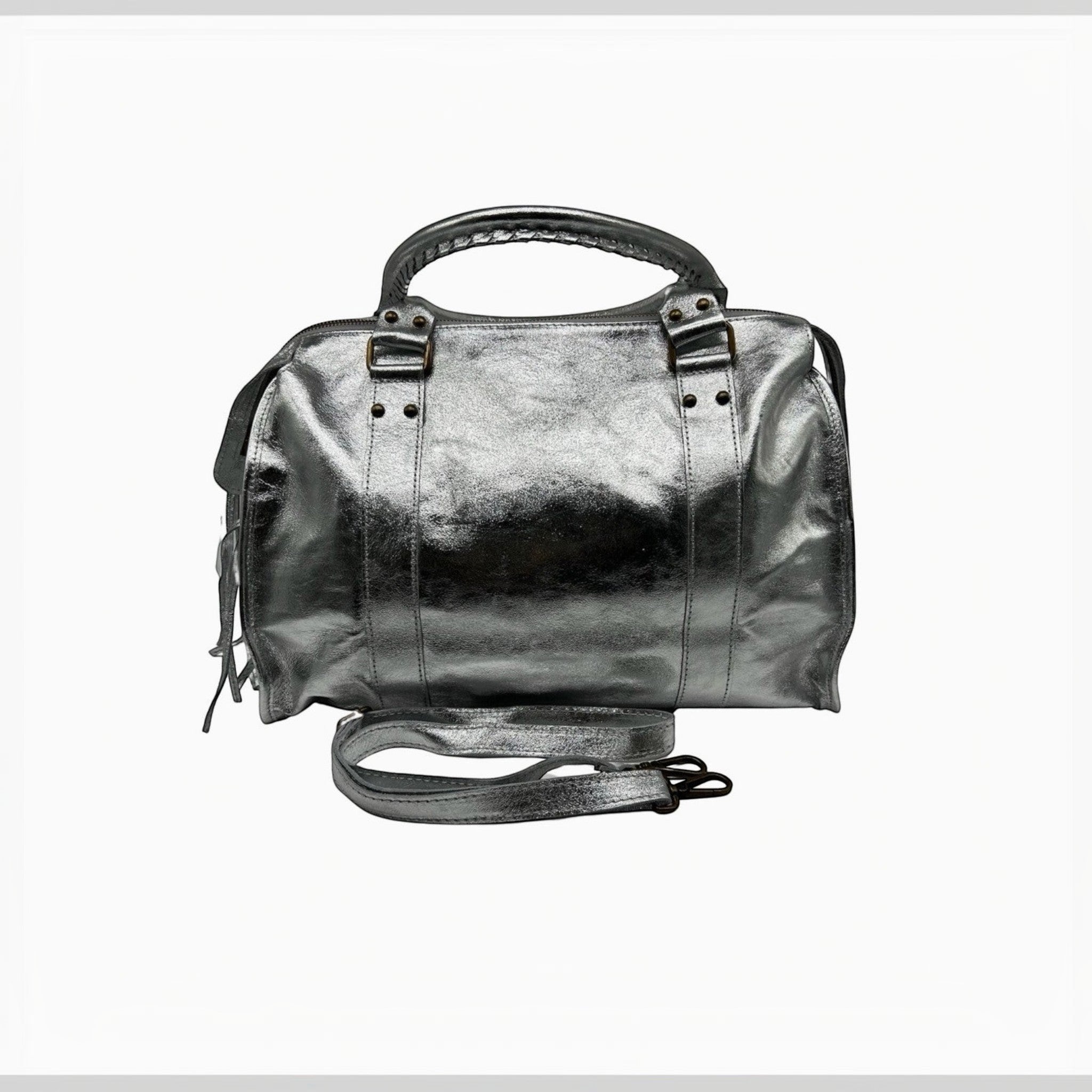 Sac à main LOUISA LEE Capucine Large en cuir irisé argenté, fabrication italienne, idéal pour ordinateur portable.