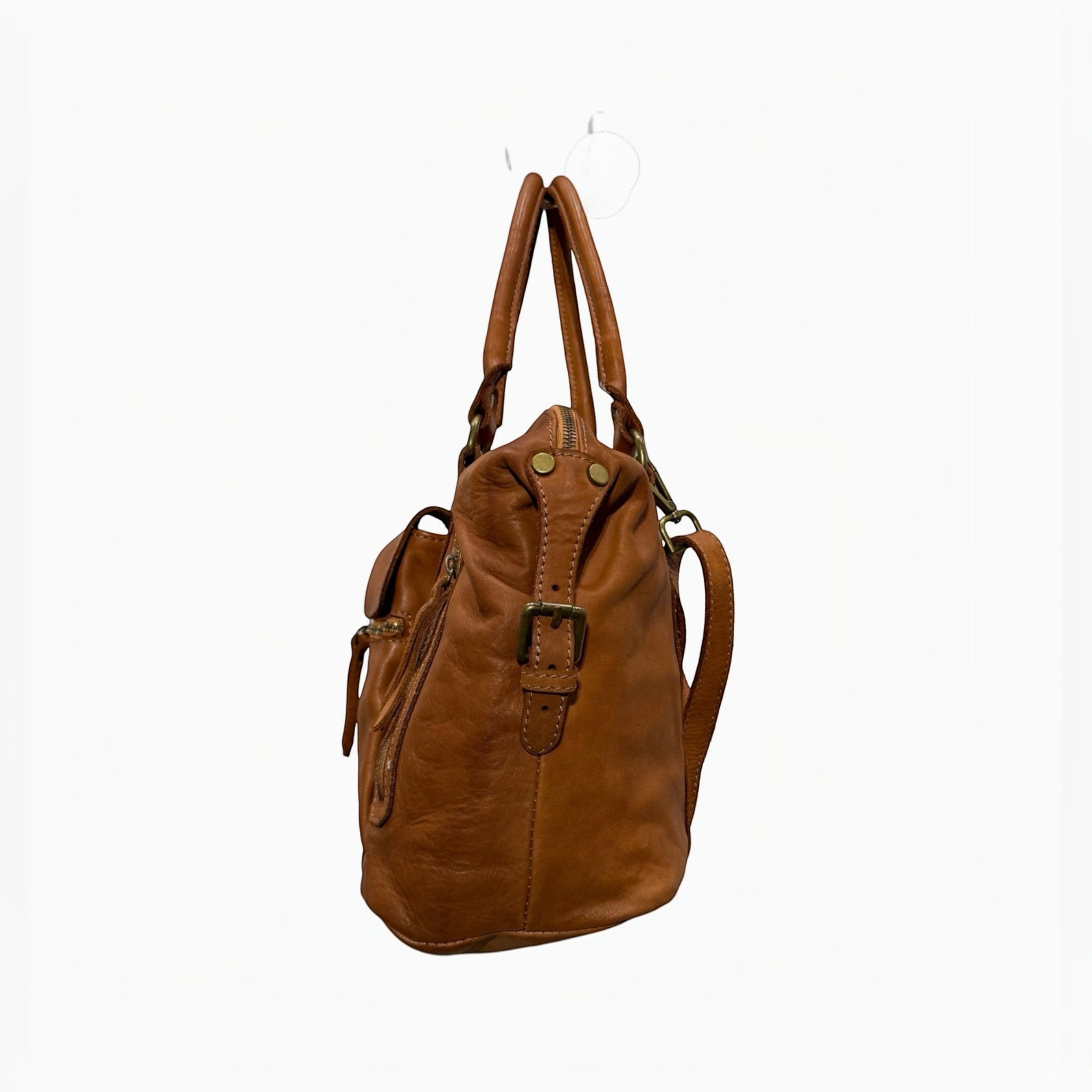 Grand cabas Margot  en cuir de vachette washed marron, style vintage avec finitions artisanales italiennes.