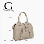 Sac cabas beige GALLANTRY en simili cuir mat avec anses, poches zippées et détails métalliques élégants.