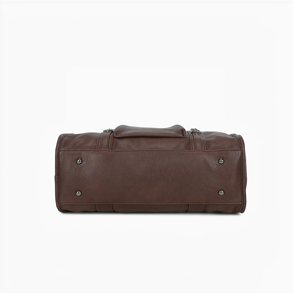Base du sac cabas marron GALLANTRY en simili cuir texturé mat avec pieds de protection métalliques, vue de dessous