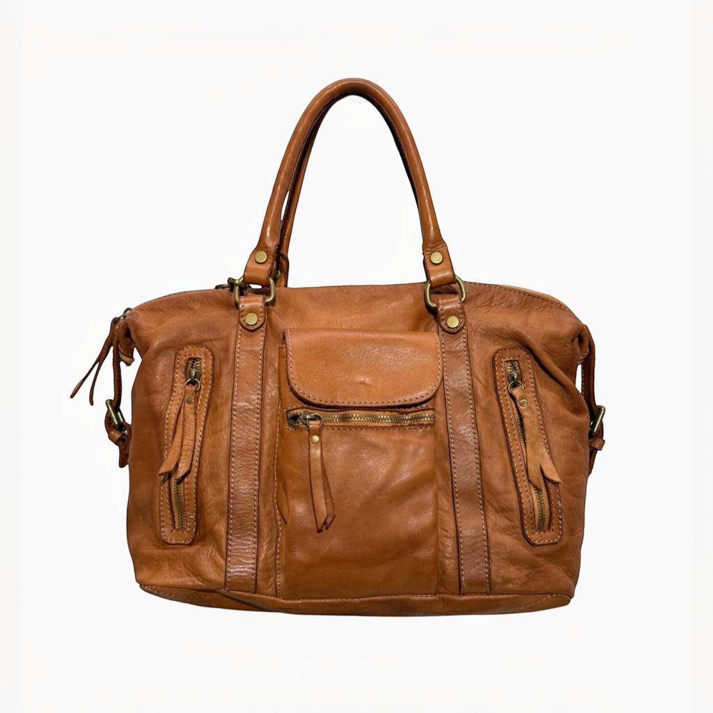 Grand cabas BROCK LOUISA LEE Margot en cuir de vachette washed marron avec poches zippées et finitions artisanales.