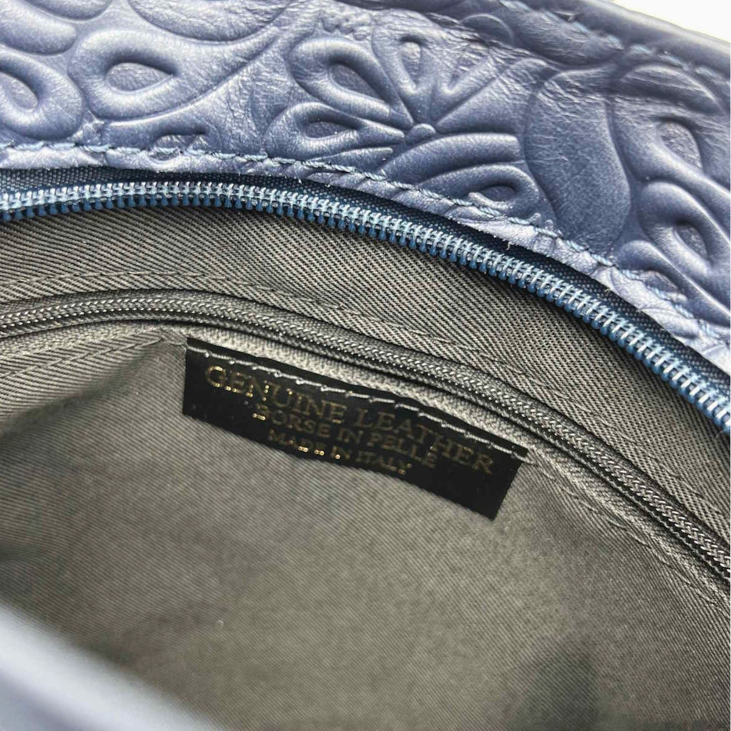 Intérieur du sac d'épaule  SUIE VALENTINI en cuir bleu imprimé avec fermeture éclair et étiquette Made in Italy