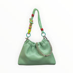 Sac à main LOUISA LEE vert menthe en cuir grainé, bandoulière cordelette colorée, chaîne amovible, fabrication italienne.