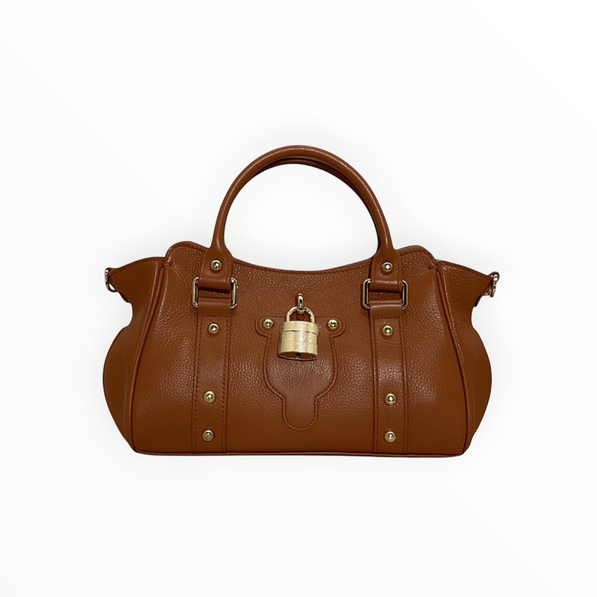 Sac à main LOUISA LEE en cuir grainé marron avec fermoir cadenas doré et clous dorés. Porté main ou épaule.