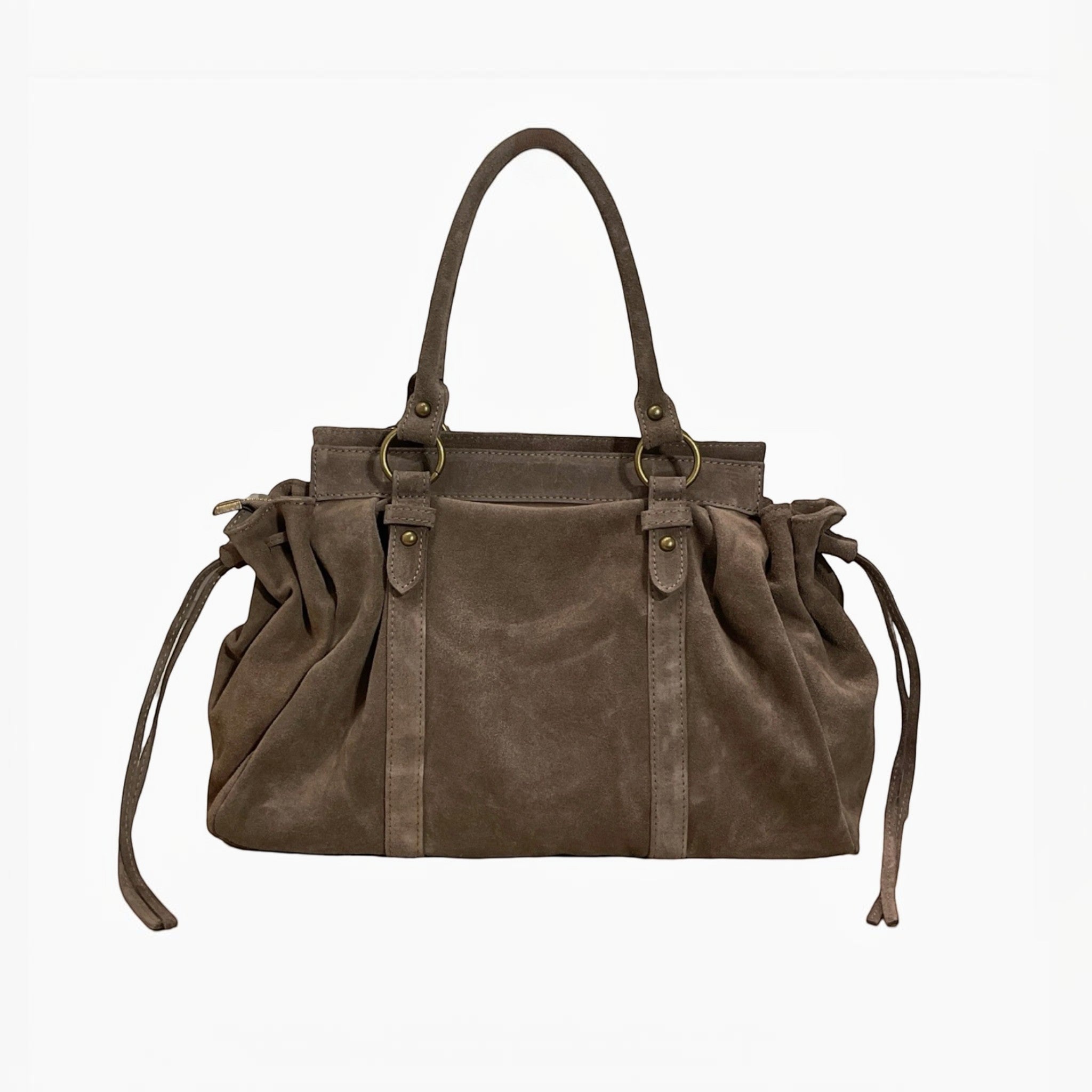 Sac à main  LOUISA LEE Gilia en cuir suédé marron, format 16 pouces avec finitions dorées et anses souples.