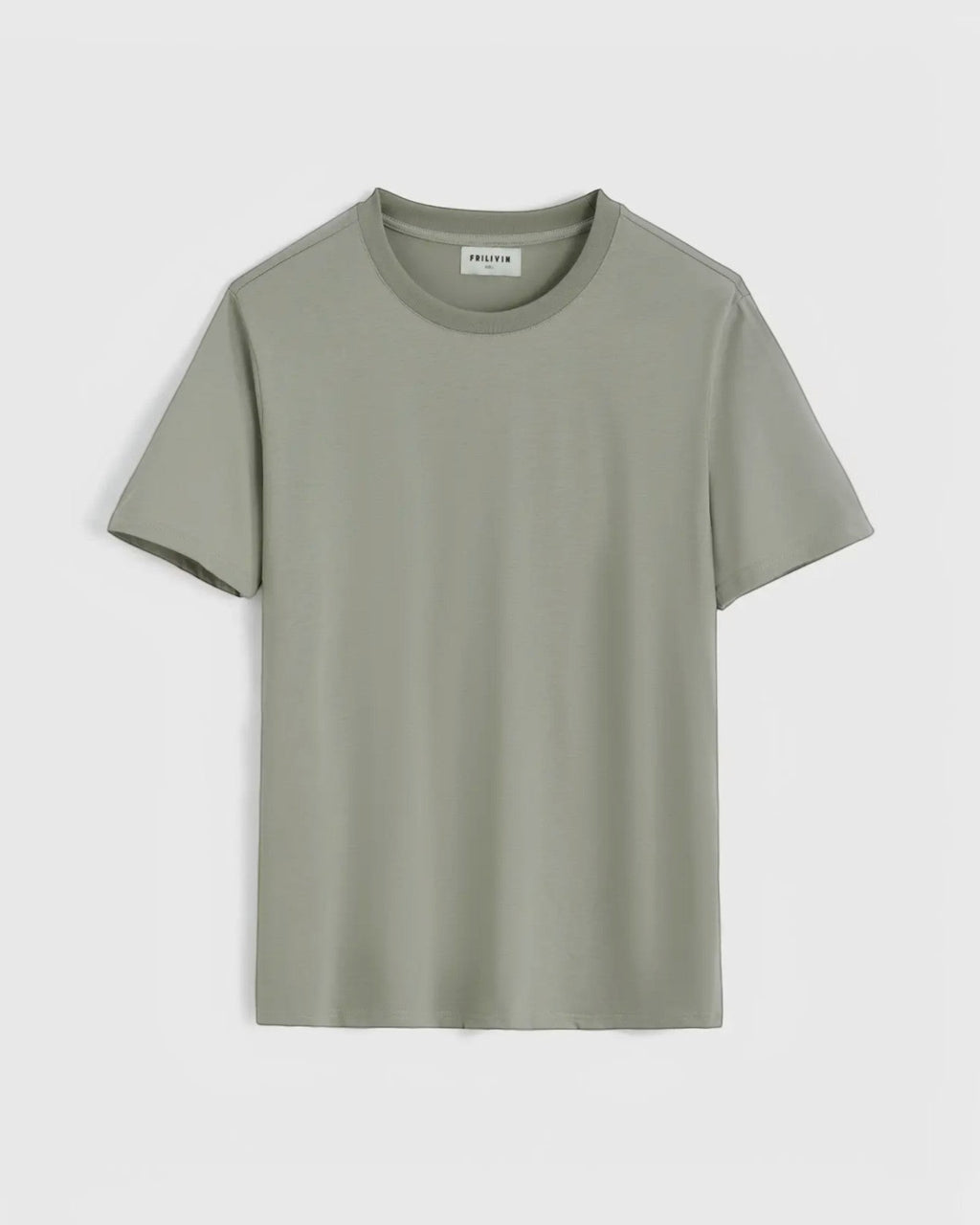 T-shirt basique FRILIVIN vert sauge en coton, modal et polyester, manches courtes, coupe décontractée.