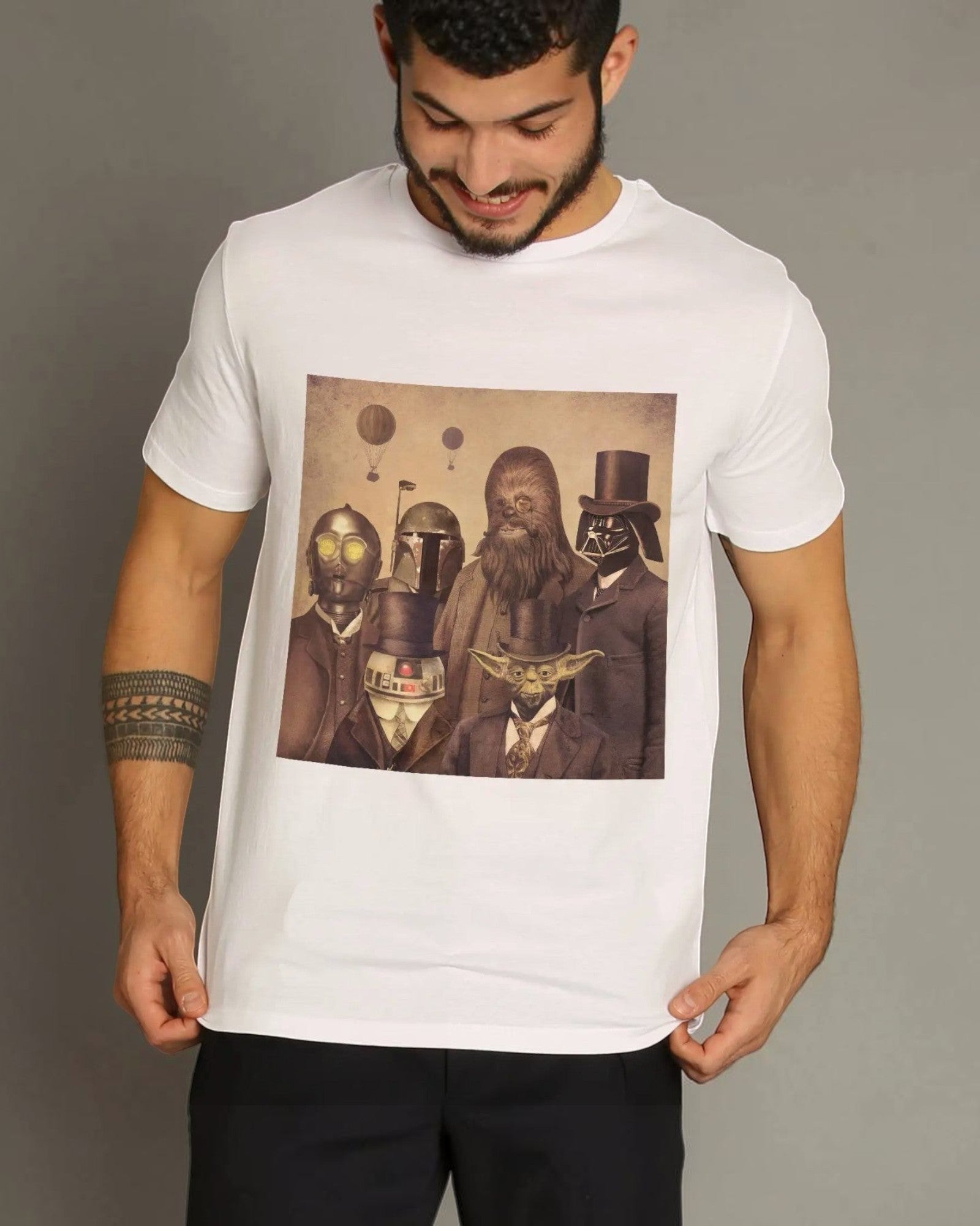 T-shirt blanc homme en coton biologique avec illustration graphique victorienne et personnages de Star Wars.